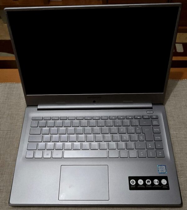 WhatsApp Image 2026-05-07 at 00.35.35 (1) Portátil Medion i7 SSD S6445