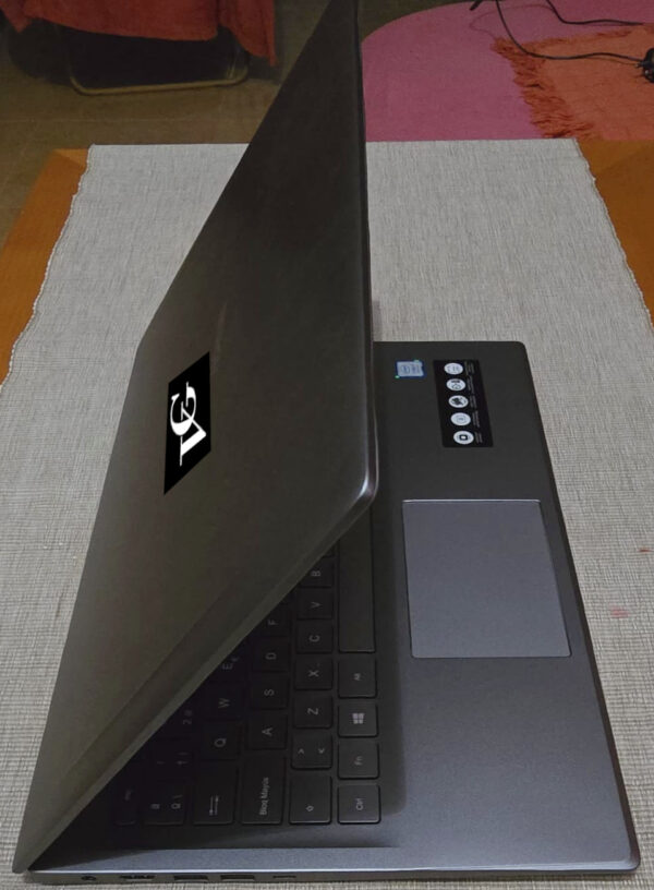 WhatsApp Image 2026-05-07 at 00.35.35 Portátil Medion i7 SSD S6445